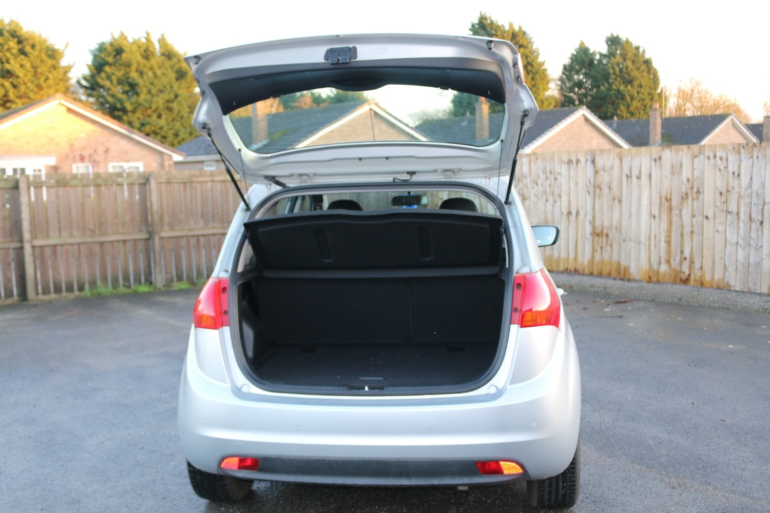 Used Kia Venga 2016 for sale - 76741334: Photo 6