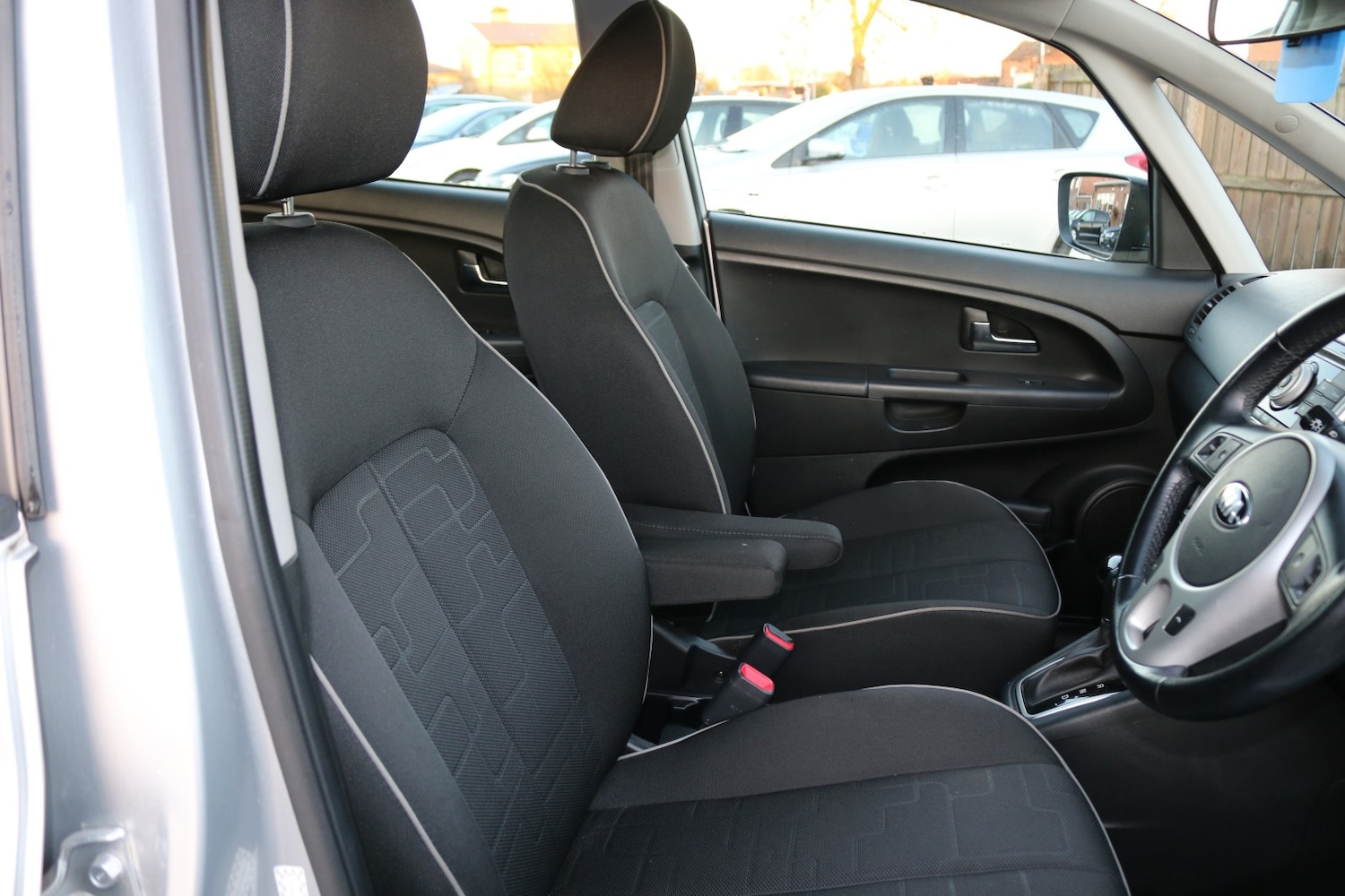 Used Kia Venga 2016 for sale - 76741334: Photo 9