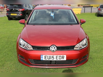 Used Volkswagen Golf 2015 for sale - 76035197: Photo