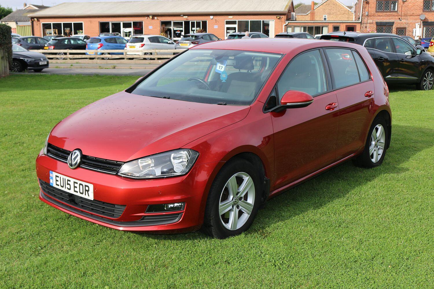 Used Volkswagen Golf 2015 for sale - 76035197: Photo 3