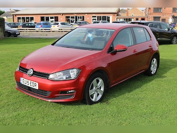 Used Volkswagen Golf 2015 for sale - 76035197: Photo
