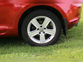 Used Volkswagen Golf 2015 for sale - 76035197: Photo