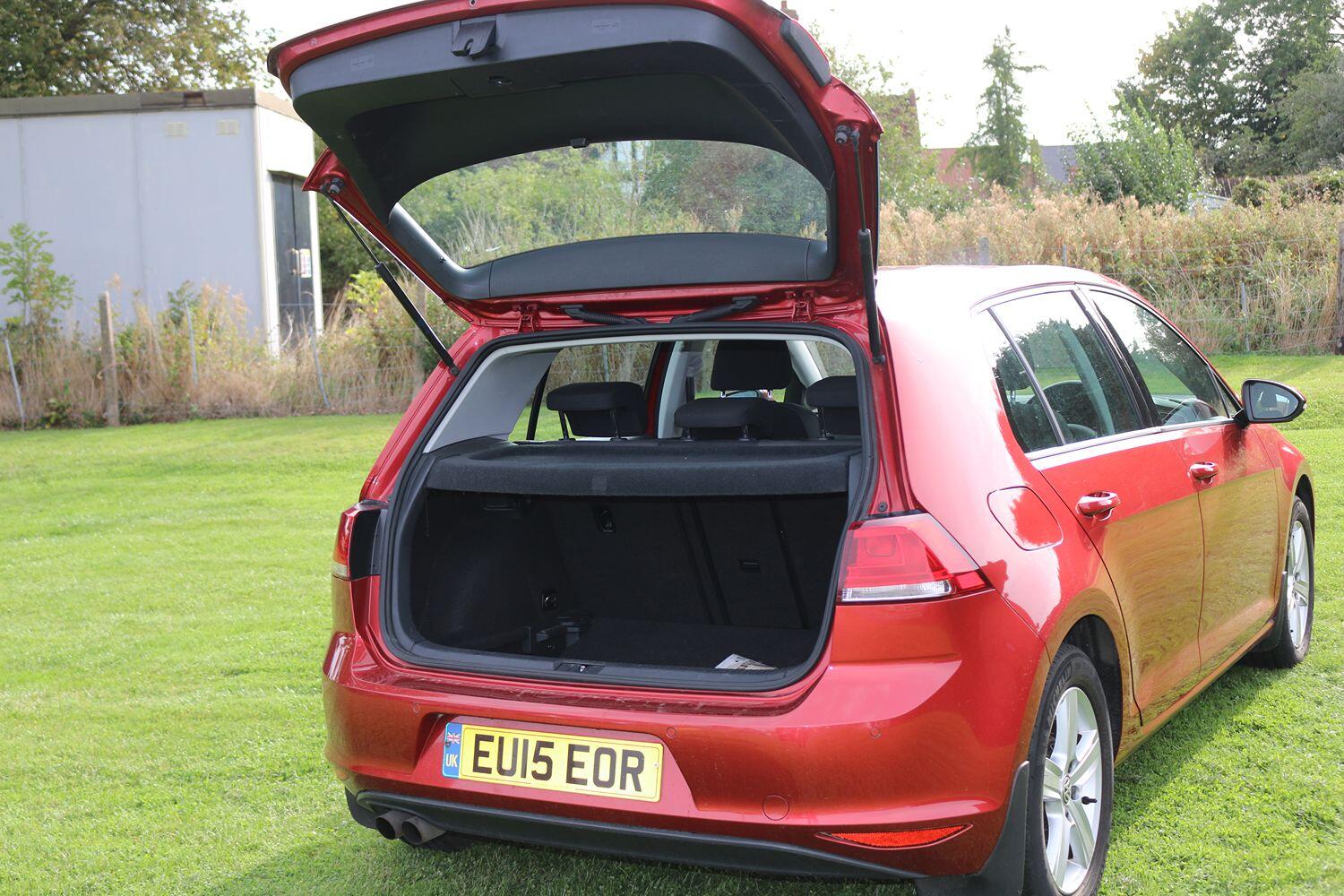 Used Volkswagen Golf 2015 for sale - 76035197: Photo 6