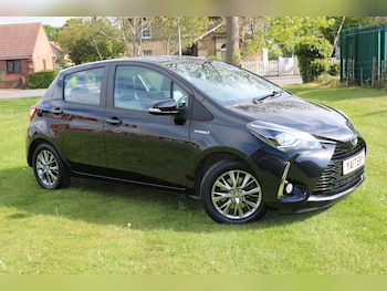 Used Toyota Yaris 2017 for sale - 78553604: Photo