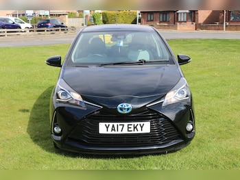 Used Toyota Yaris 2017 for sale - 78553604: Photo