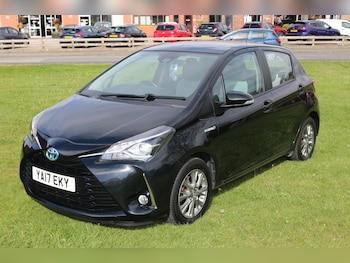 Used Toyota Yaris 2017 for sale - 78553604: Photo