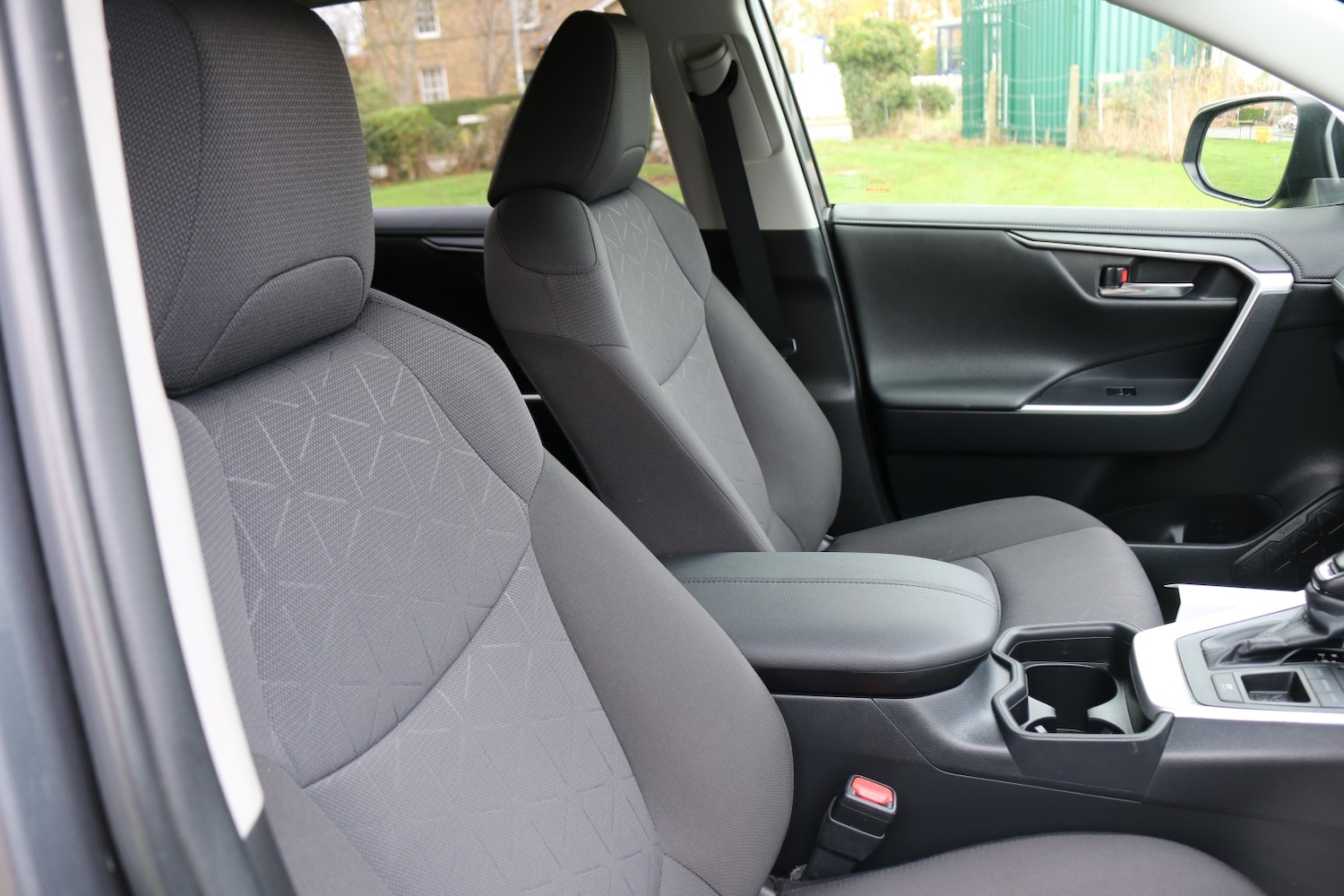 Used Toyota RAV4 2021 for sale - 76510916: Photo 11