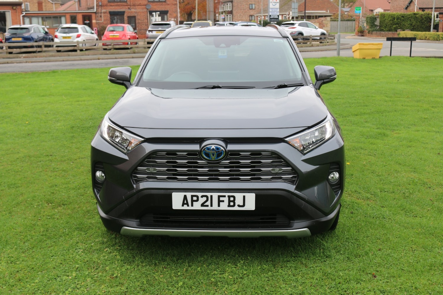 Used Toyota RAV4 2021 for sale - 76510916: Photo 2