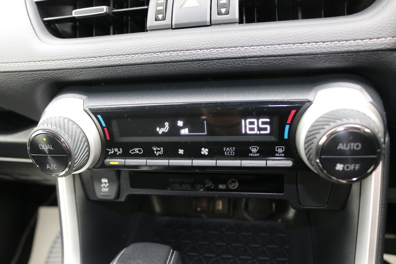 Used Toyota RAV4 2021 for sale - 76510916: Photo 20