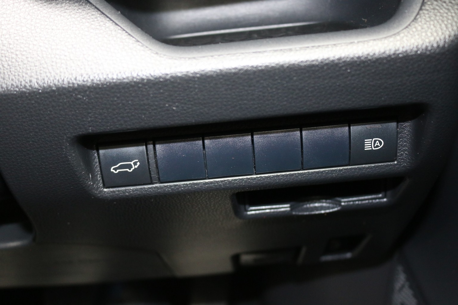 Used Toyota RAV4 2021 for sale - 76510916: Photo 24