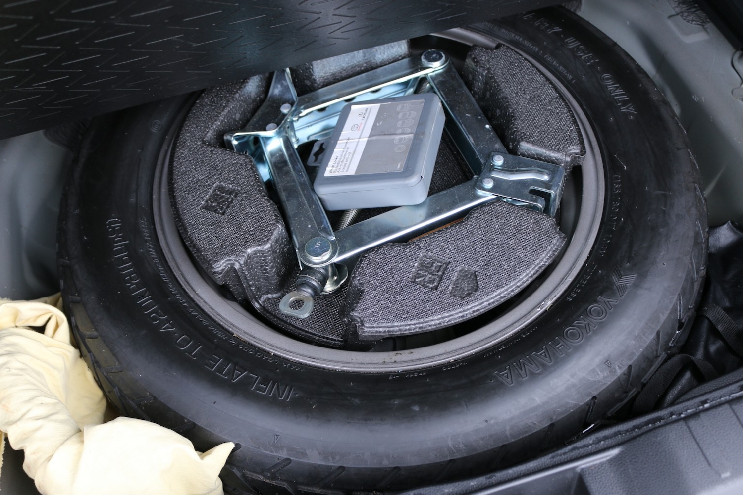 Used Toyota RAV4 2021 for sale - 76510916: Photo 8