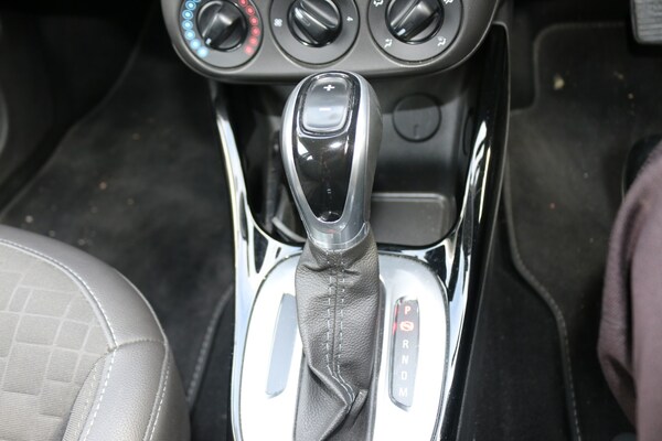Used Vauxhall Corsa 2016 for sale - 76107292: Photo 16
