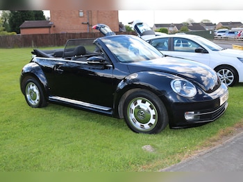 Used Volkswagen Beetle 2016 for sale - 78633524: Photo