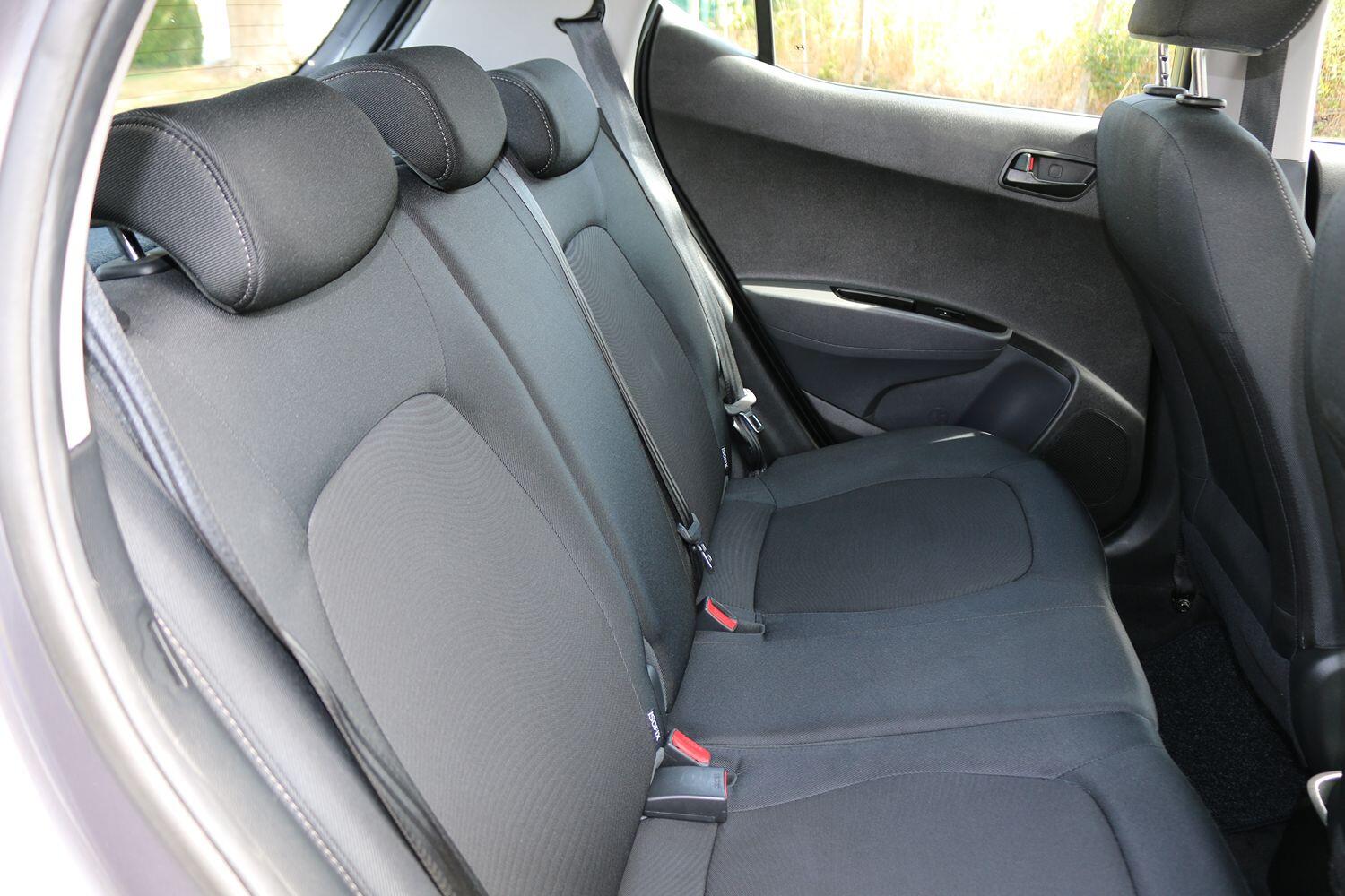 Used Hyundai i10 2019 for sale - 77464744: Photo 8