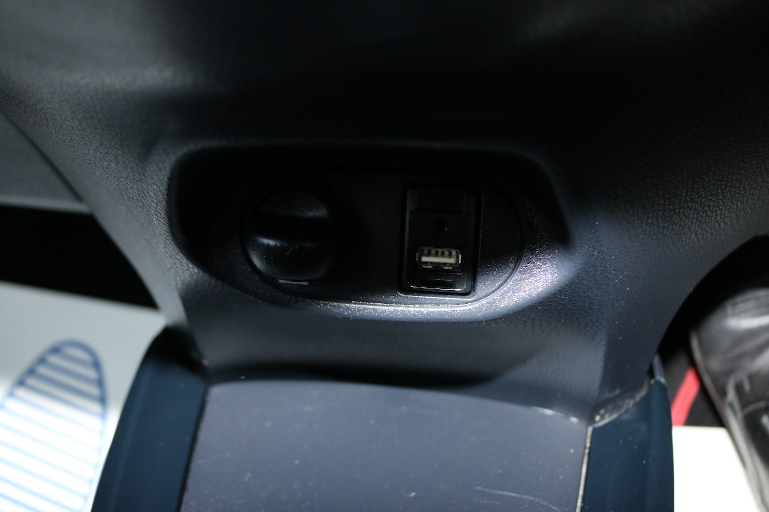 Used Toyota Yaris 2015 for sale - 77303740: Photo 18