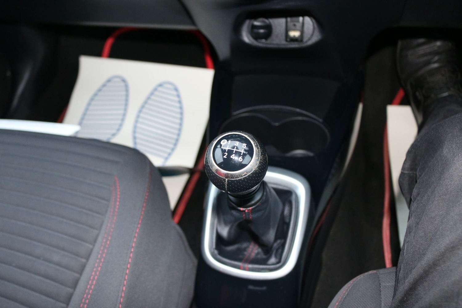 Used Toyota Yaris 2015 for sale - 77303740: Photo 19