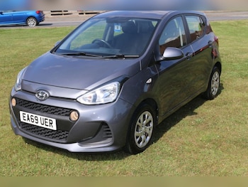 Used Hyundai i10 2019 for sale - 75275093: Photo