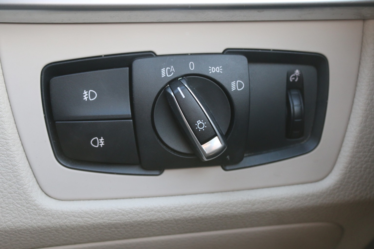 Used BMW 3 Series 2015 for sale - 77735716: Photo 24