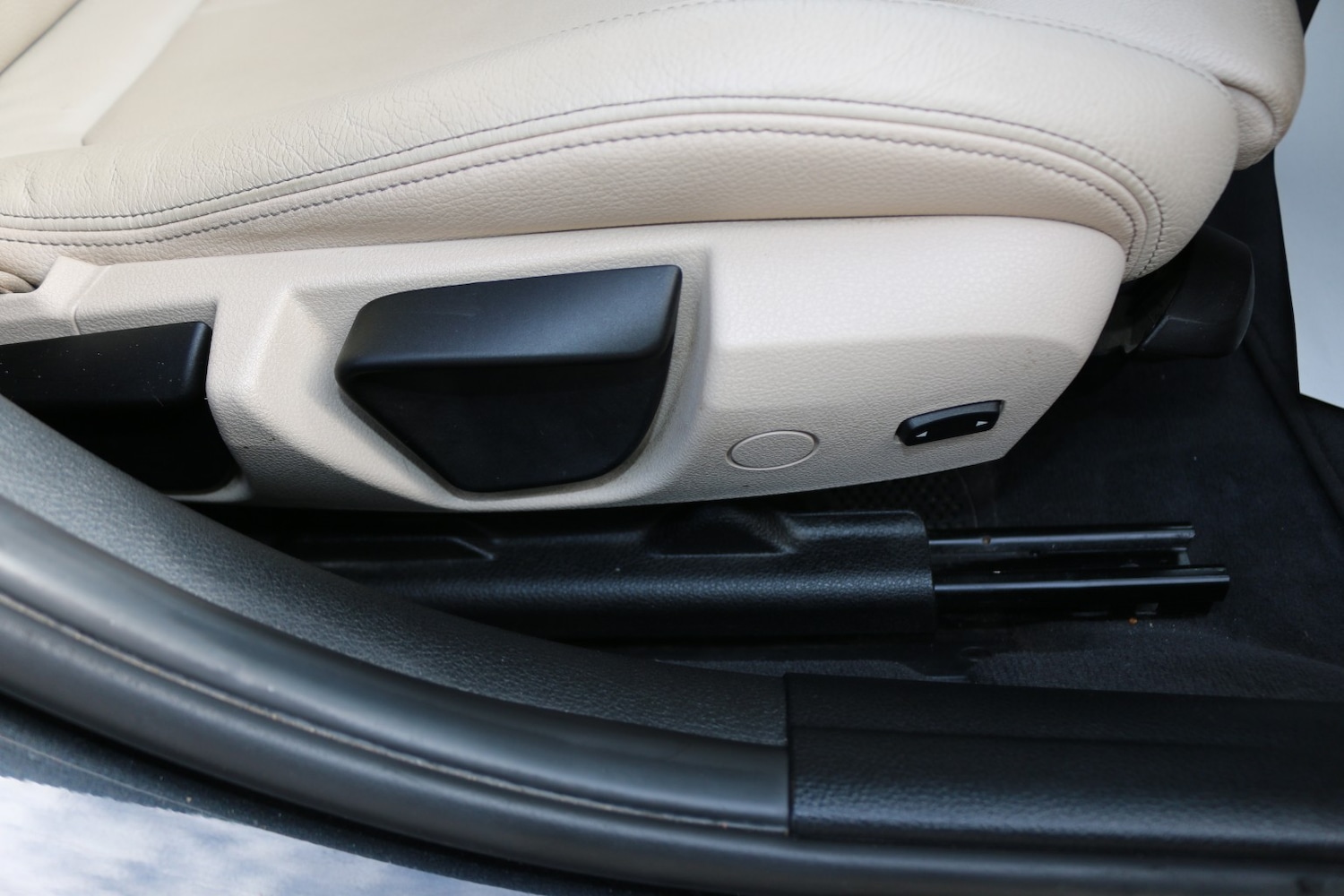 Used BMW 3 Series 2015 for sale - 77735716: Photo 9