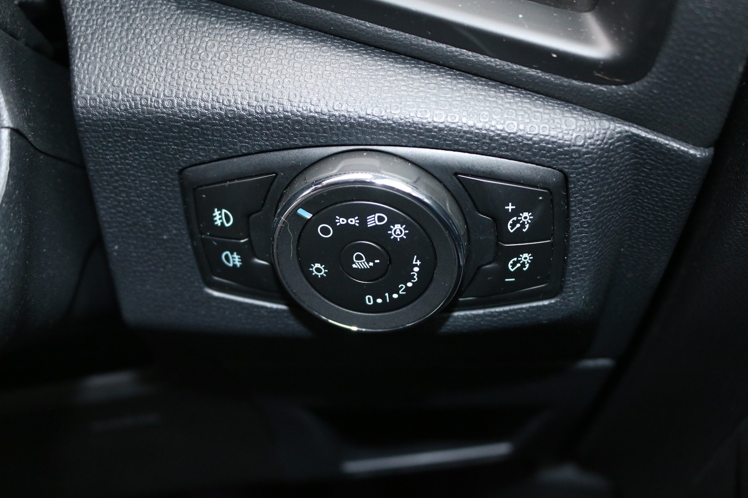 Used Ford Ecosport 2023 for sale - 77792836: Photo 22