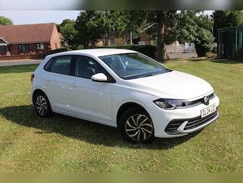 Used Volkswagen Polo 2024 for sale - 79010821: Photo