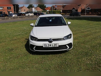 Used Volkswagen Polo 2024 for sale - 79010821: Photo