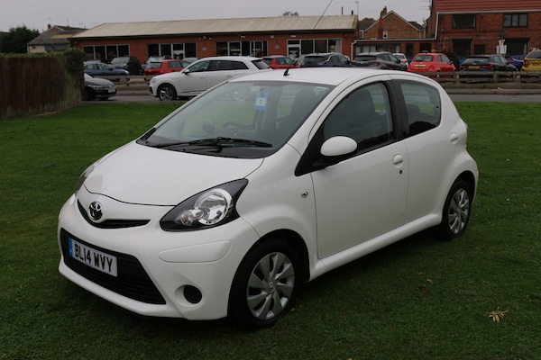 Used Toyota AYGO 2014 for sale - 76305671: Photo 3