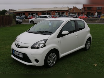 Used Toyota AYGO 2014 for sale - 76305671: Photo 3