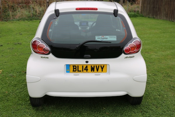 Used Toyota AYGO 2014 for sale - 76305671: Photo 4