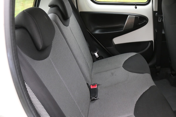 Used Toyota AYGO 2014 for sale - 76305671: Photo 8