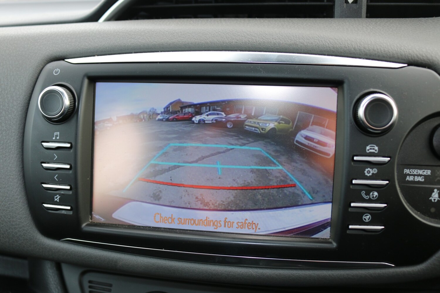 Used Toyota Yaris 2019 for sale - 77508533: Photo 17