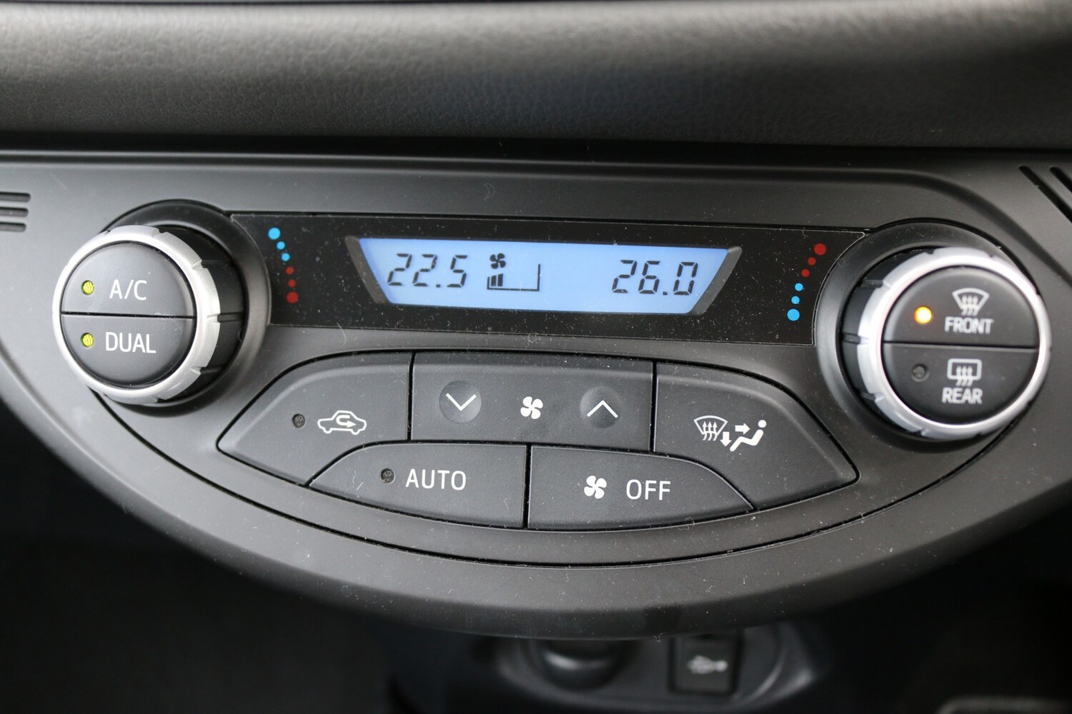 Used Toyota Yaris 2019 for sale - 77508533: Photo 19