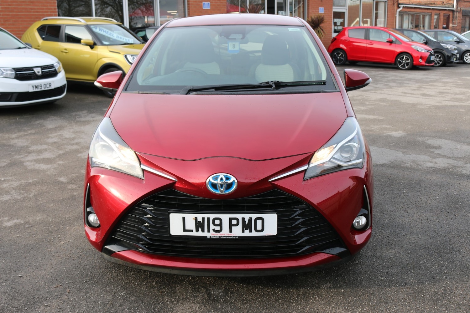 Used Toyota Yaris 2019 for sale - 77508533: Photo 2