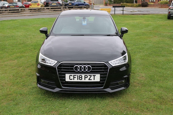 Used Audi A1 2018 for sale - 76040986: Photo 2
