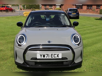 Used MINI Hatch 2022 for sale - 75396989: Photo