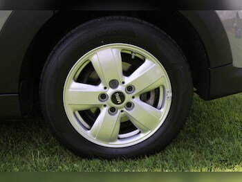 Used MINI Hatch 2022 for sale - 75396989: Photo