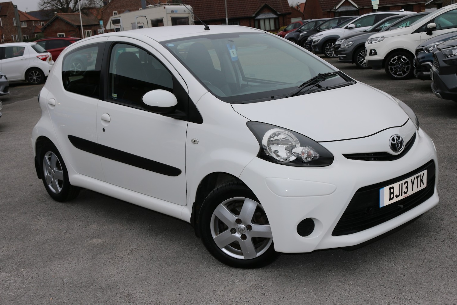 Used Toyota AYGO 2013 for sale - 77968717: Photo 1