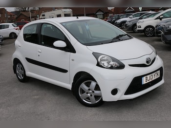 Used Toyota AYGO 2013 for sale - 77968717: Photo