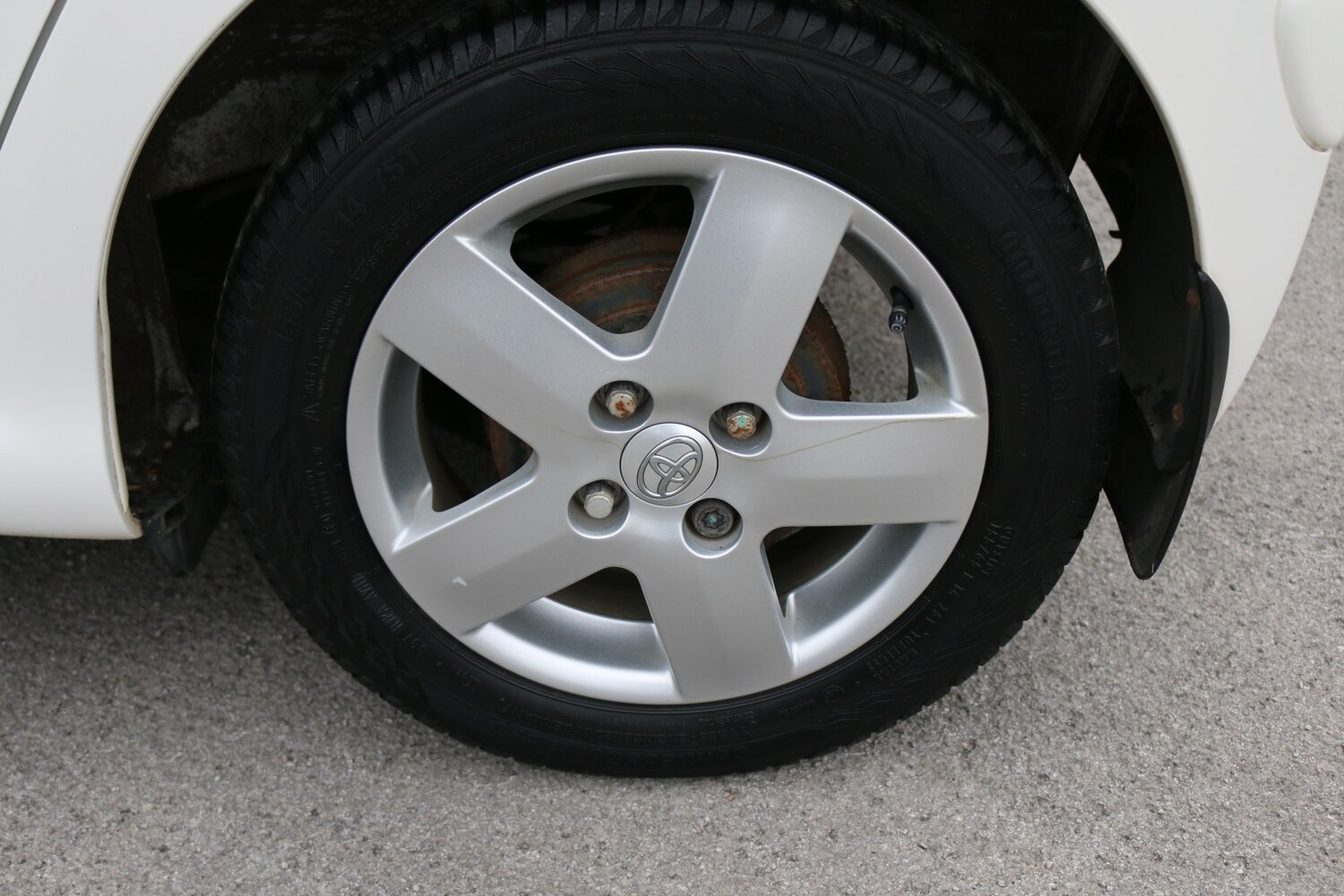 Used Toyota AYGO 2013 for sale - 77968717: Photo 4