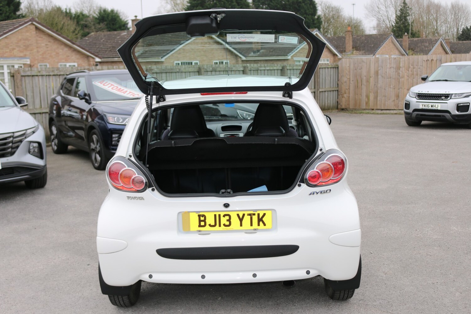 Used Toyota AYGO 2013 for sale - 77968717: Photo 6