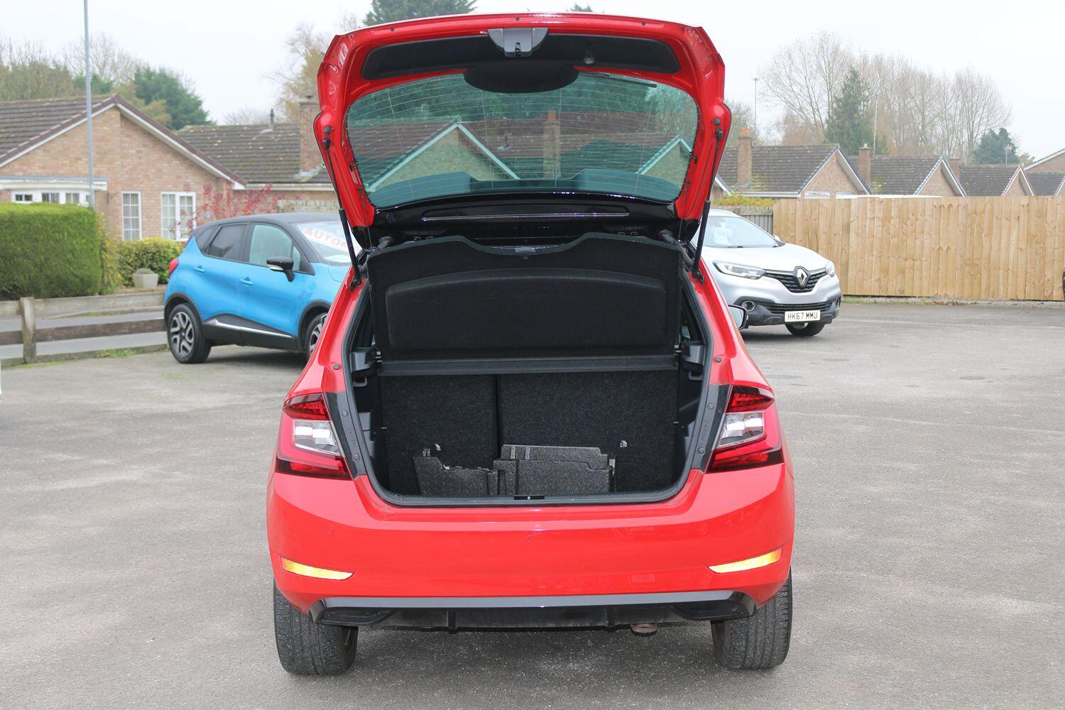 Used Skoda Fabia 2020 for sale - 76040952: Photo 6