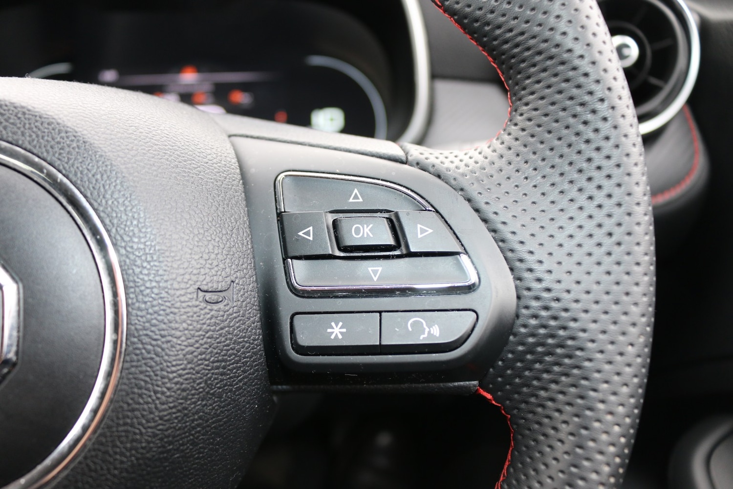 Used MG MG ZS 2024 for sale - 76982736: Photo 15