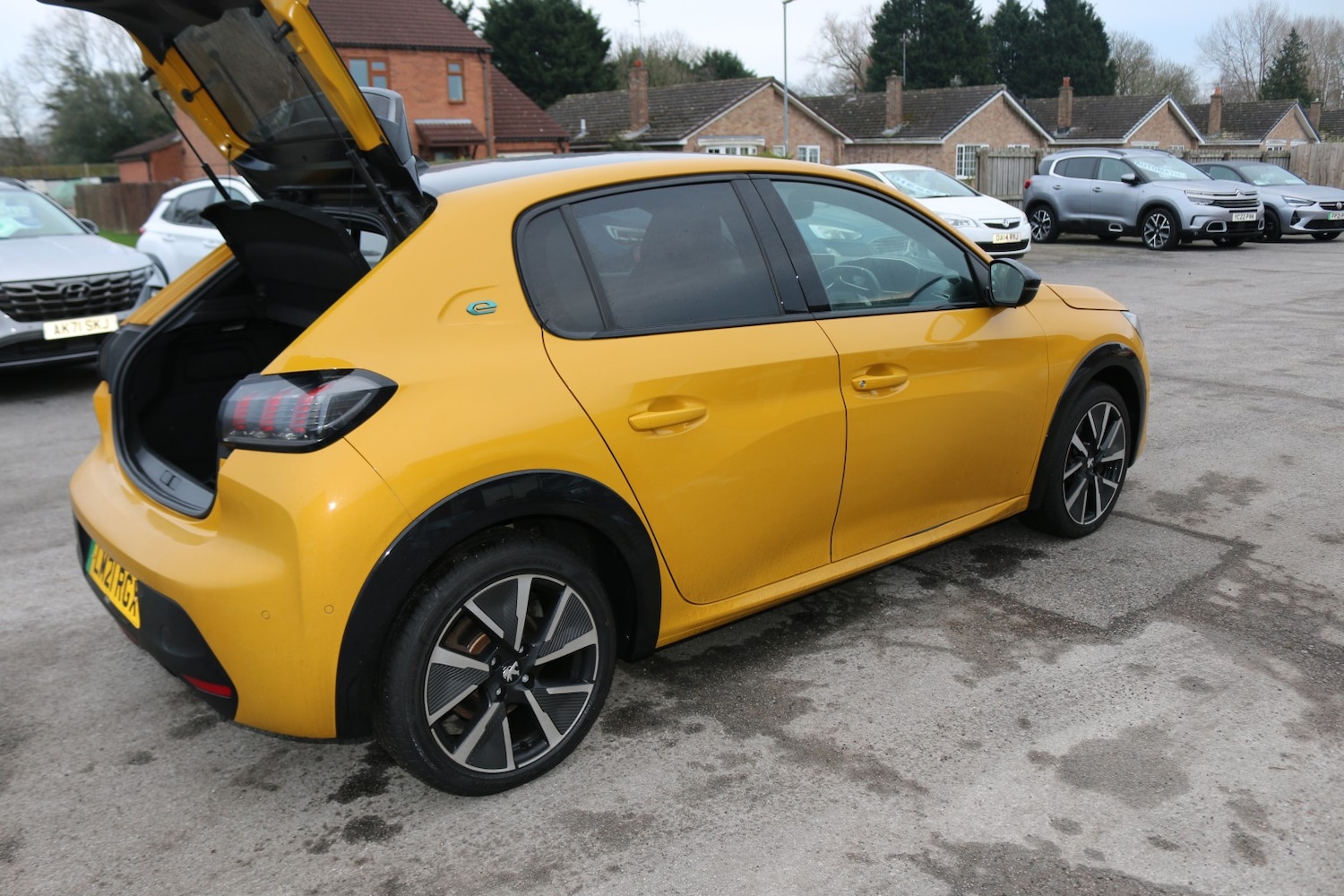 Used Peugeot 208 2021 for sale - 77118654: Photo 6
