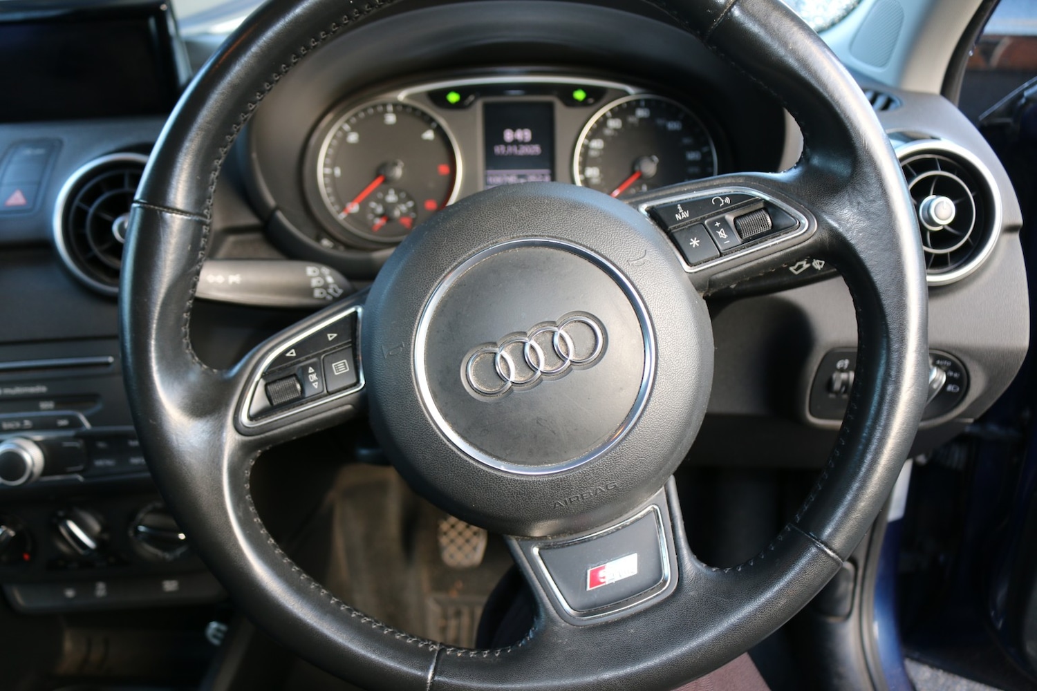 Used Audi A1 2016 for sale - 76598776: Photo 3