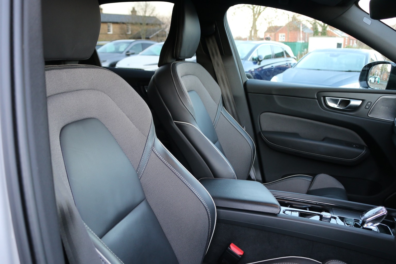 Used Volvo XC60 2023 for sale - 76785038: Photo 11