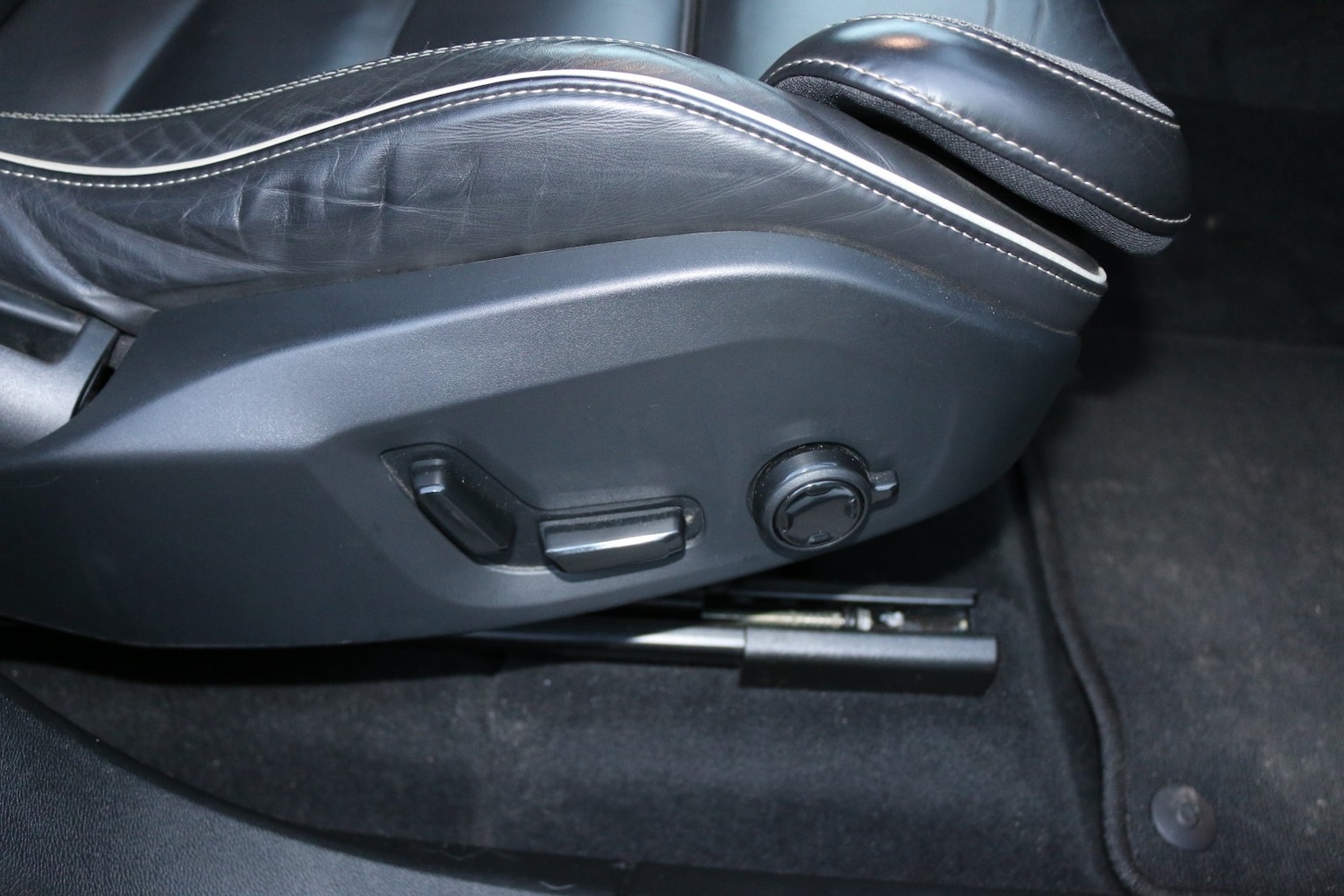 Used Volvo XC60 2023 for sale - 76785038: Photo 12