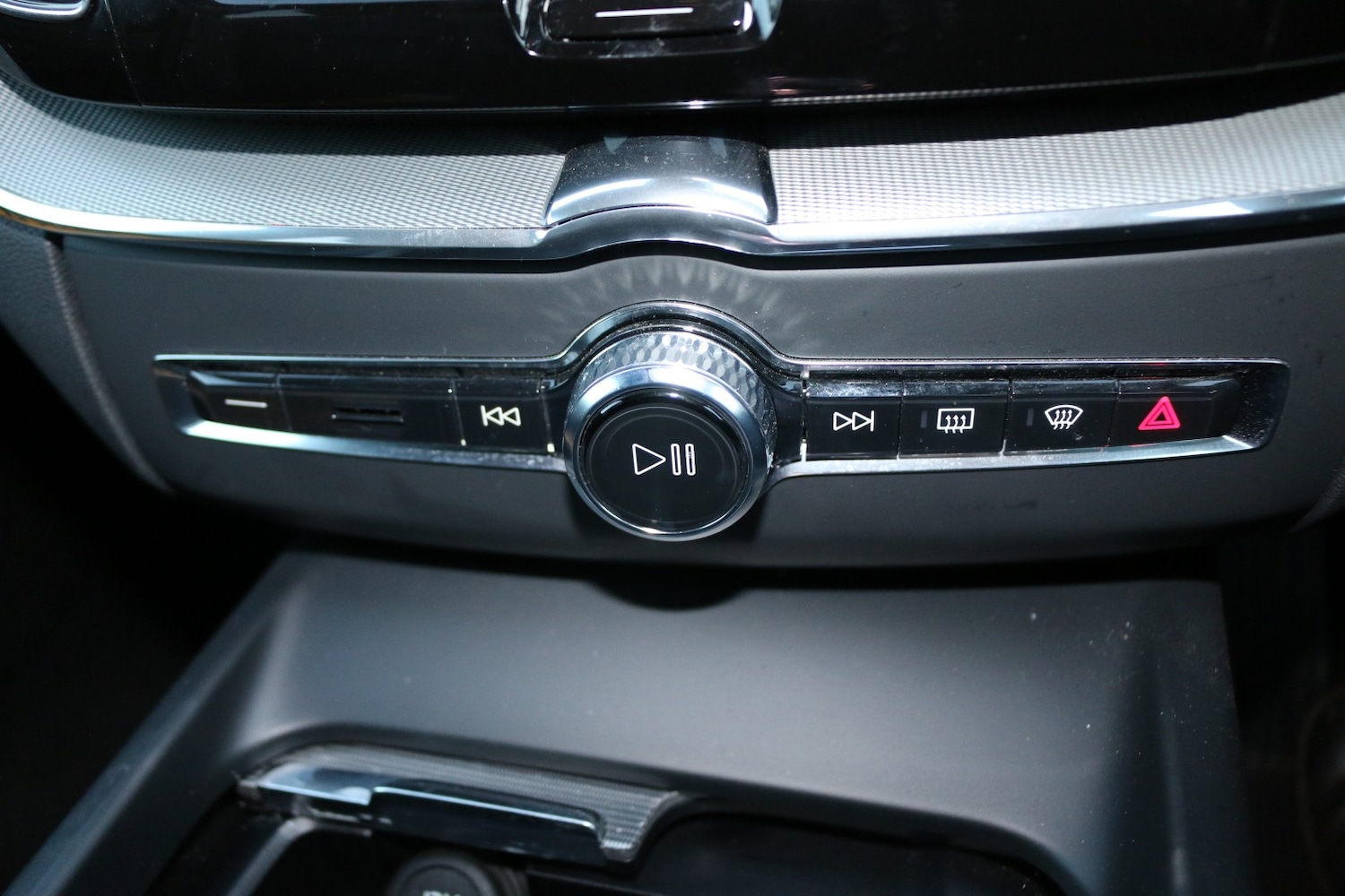 Used Volvo XC60 2023 for sale - 76785038: Photo 23