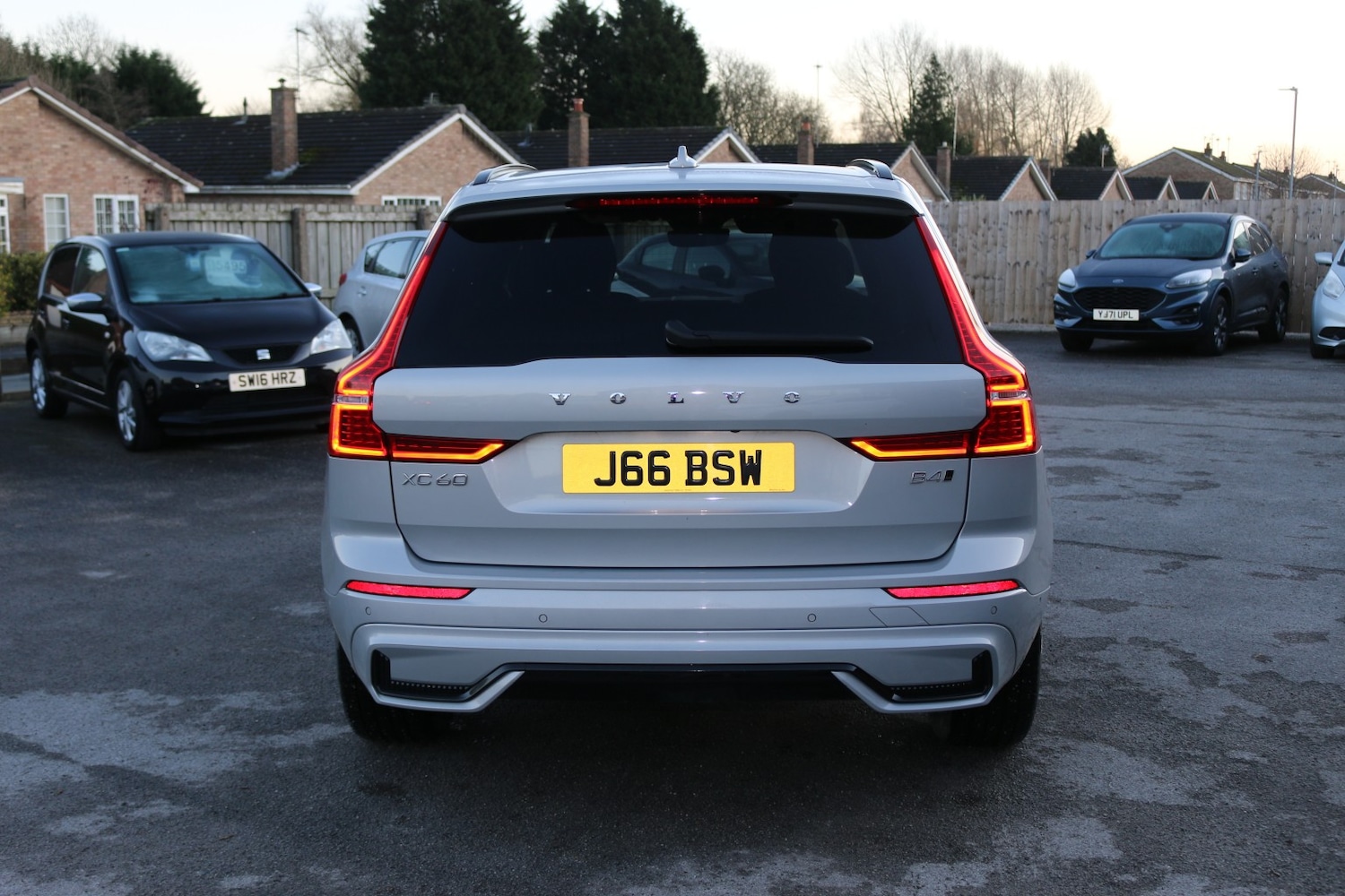 Used Volvo XC60 2023 for sale - 76785038: Photo 5