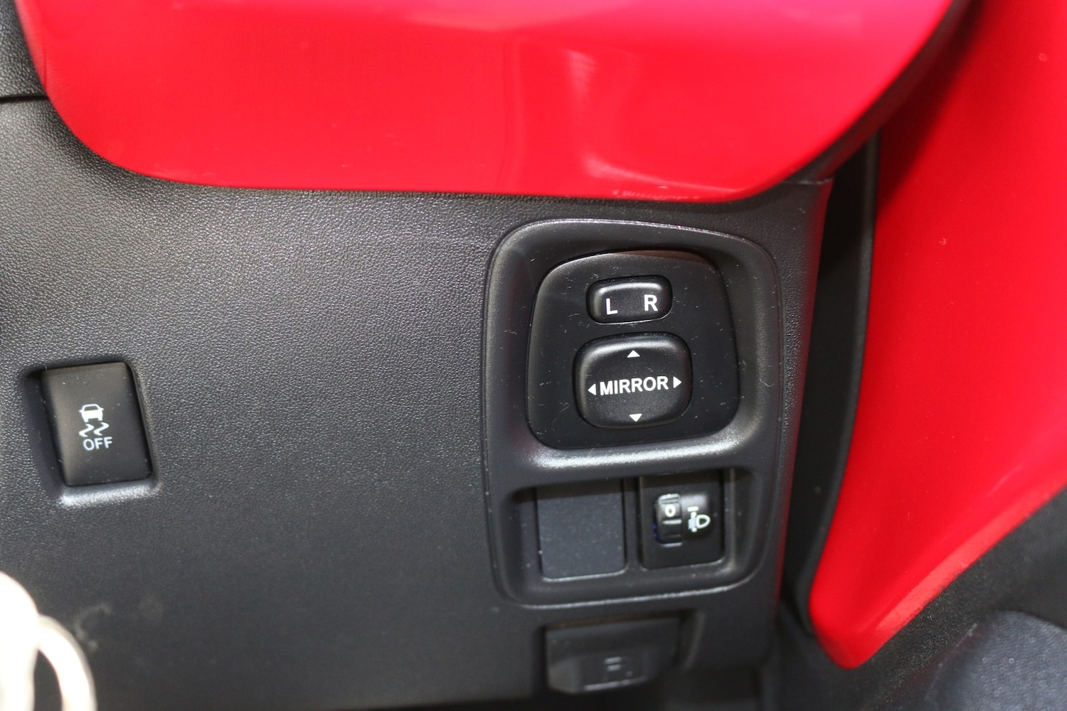 Used Toyota AYGO 2015 for sale - 78045661: Photo 20