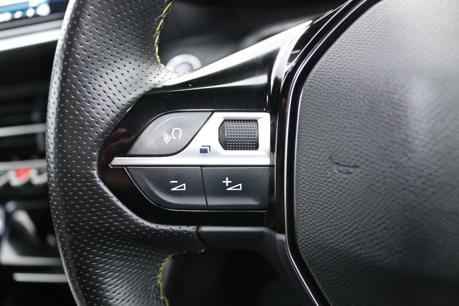 Used Peugeot 208 2021 for sale - 77494899: Photo 13